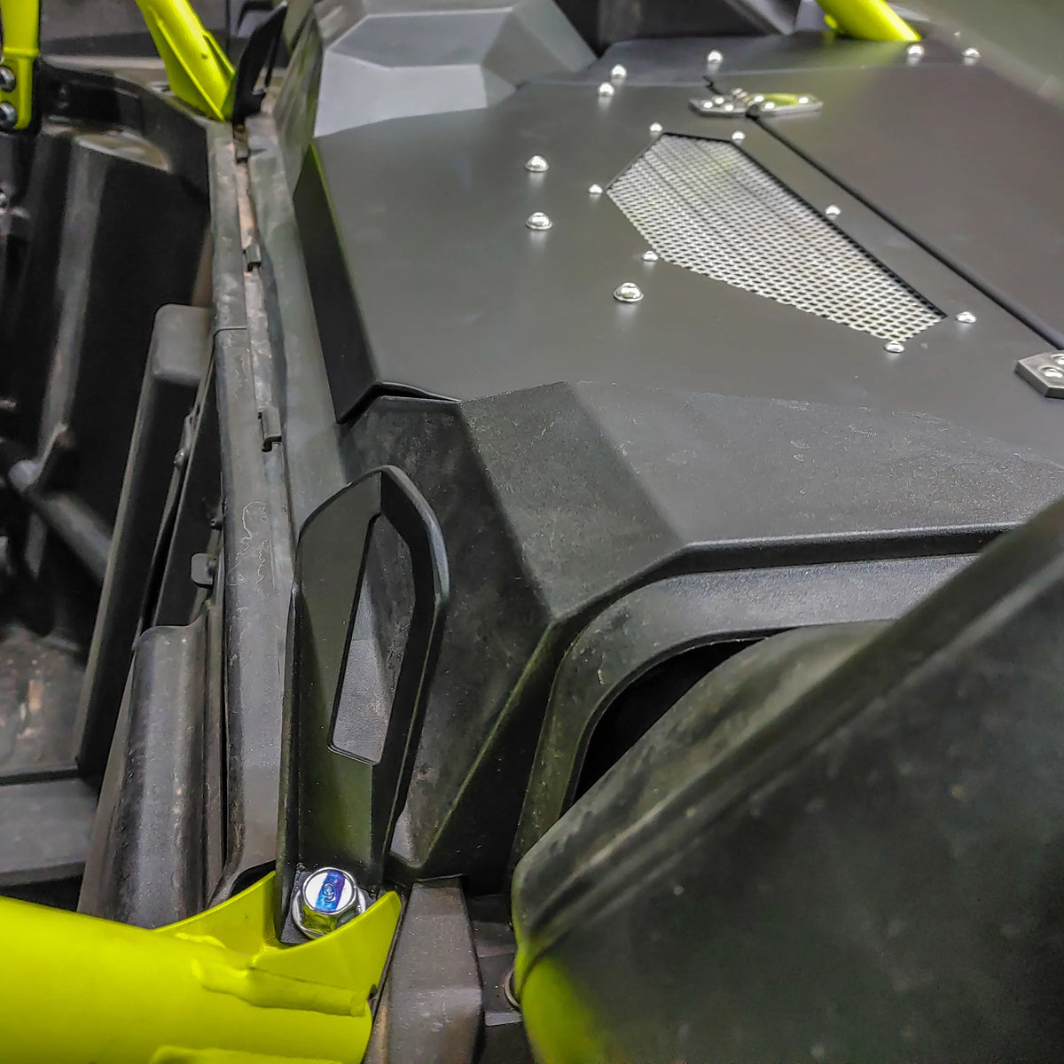 Kawasaki KRX 1000/4 HD Aluminum Storage/Trunk Enclosure – Toxix Shocks